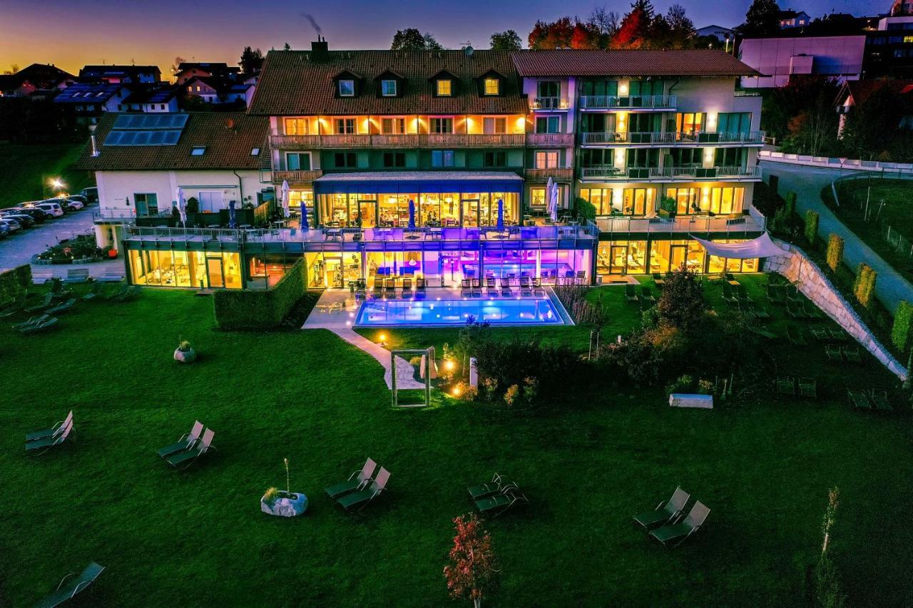 Landrefugium Obermueller 4,5 Sterne Hotel Untergriesbach Exterior photo